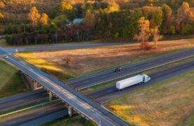 Kilometerheffing in Nederland: Wat betekent het voor transportbedrijven?
